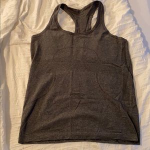 lululemon gray sz 8 swiftly tech racerback